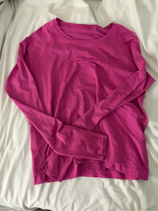lululemon athletica Tops - lululemon athletica Women's Long Sleeve Crew Top - Bright Fuchsia